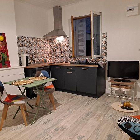 Studio Cosy Meuble, Terrasse Et Patio Pour Velo Rochefort  Buitenkant foto