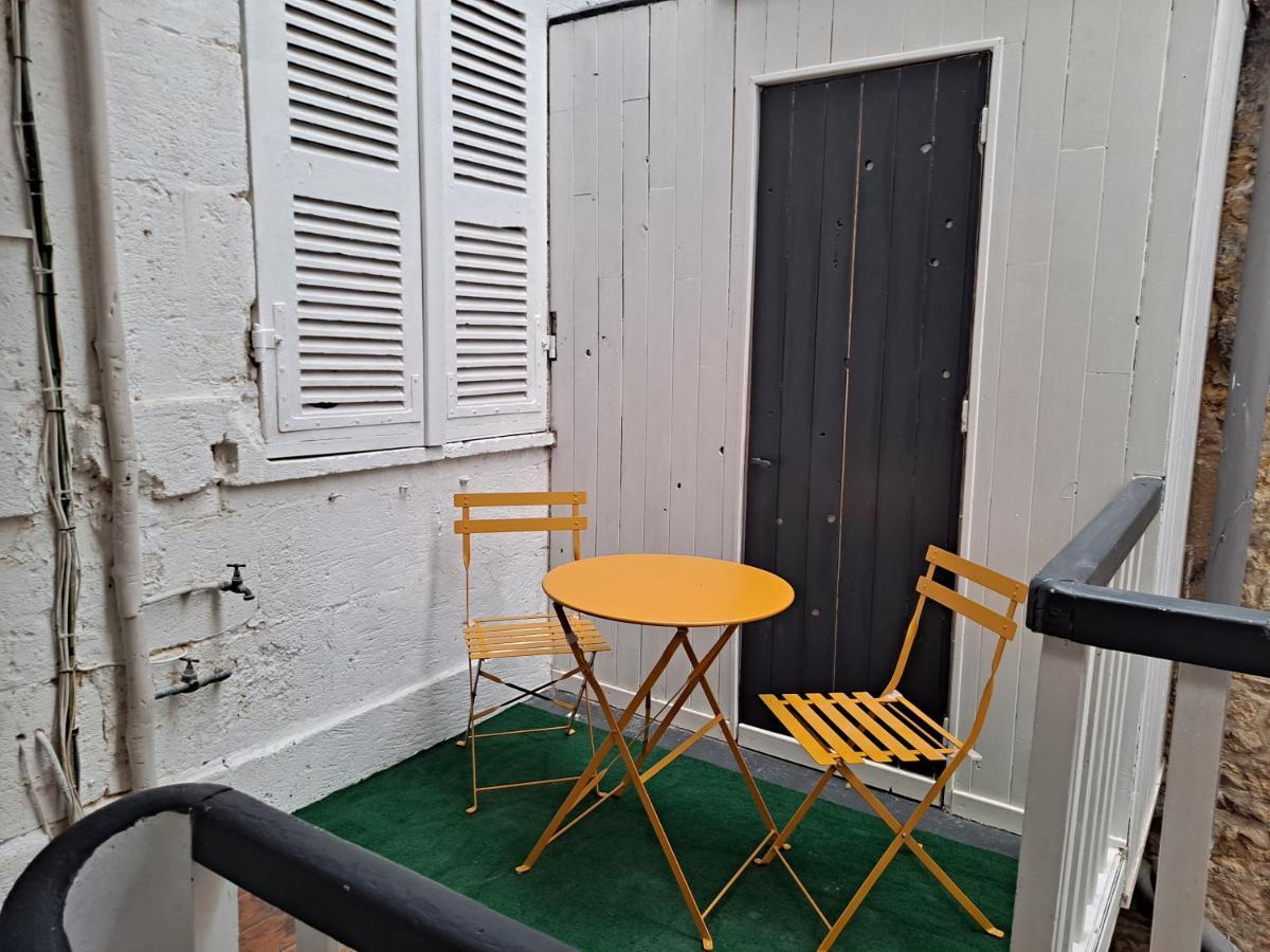 Studio Cosy Meuble, Terrasse Et Patio Pour Velo Rochefort  Buitenkant foto